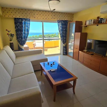 Corner Sea View Penthouse With 95m² Terraces * 마르베야