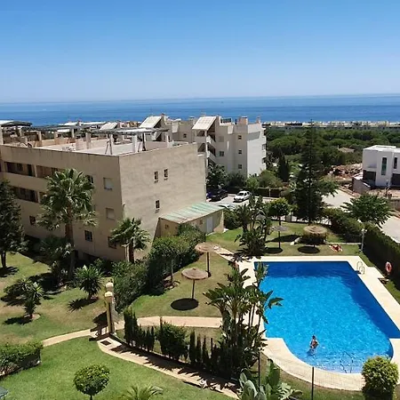Corner Sea View Penthouse With 95m² Terraces *