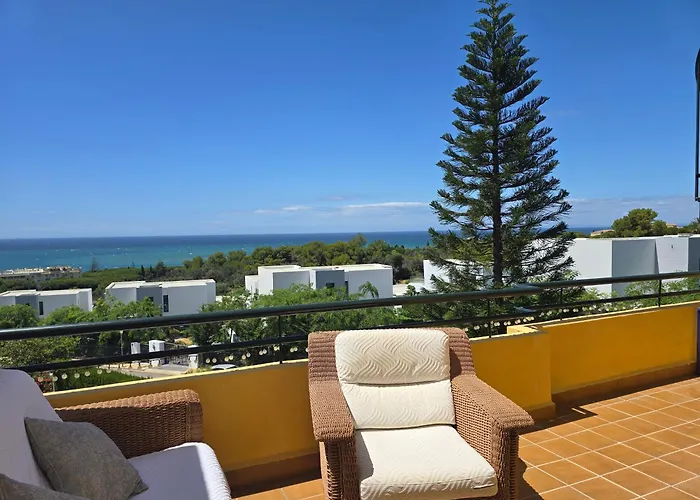 Corner Sea View Penthouse With 95m² Terraces 公寓 马尔韦利亚